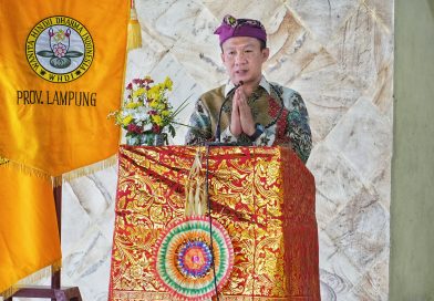 Pemerintah Provinsi Lampung Dukung Penguatan Nilai Spiritual melalui Pembinaan Dharmika dan Metatah Massal