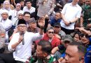 Pemimpin Daerah Lampung Duduk Bersila Bersama Mahasiswa, Dengarkan Aspirasi Aliansi Lampung Melawan di Depan Kantor DPRD