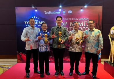 Borong Penghargaan Nasional, Perumda Tirta Jasa Lampung Selatan Raih TOP BUMD Awards 2026 Bintang 4, Bupati Egi Dinobatkan Pembina Terbaik Borong Penghargaan Nasional, Perumda Tirta Jasa Lampung Selatan Raih TOP BUMD Awards 2026 Bintang 4, Bupati Egi Dinobatkan Pembina Terbaik