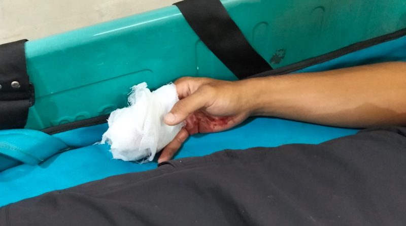 Pegawai BPBD Bandar Lampung Kehilangan 3 Jari Saat Evakuasi Banjir di Kedaton Pegawai BPBD Bandar Lampung Kehilangan 3 Jari Saat Evakuasi Banjir di Kedaton