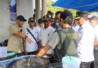 Pemprov Perkuat Fondasi Ekonomi Desa Lewat Inovasi Pertanian dan Pemberdayaan Petani Pemprov Perkuat Fondasi Ekonomi Desa Lewat Inovasi Pertanian dan Pemberdayaan Petani